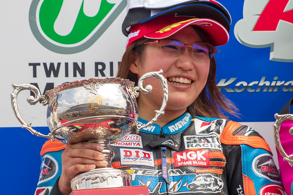 中山愛理選手が2位で初表彰台 19 全日本ロードレース選手権 第1戦 もてぎ J Gp3 Moto Ladies