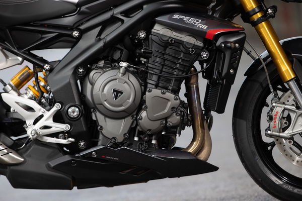 スピードトリプル1200 Rs -Engine