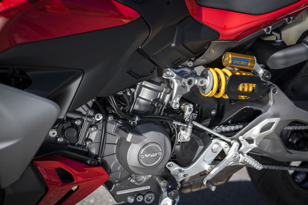 StreetFighter V2 S-サスペンション