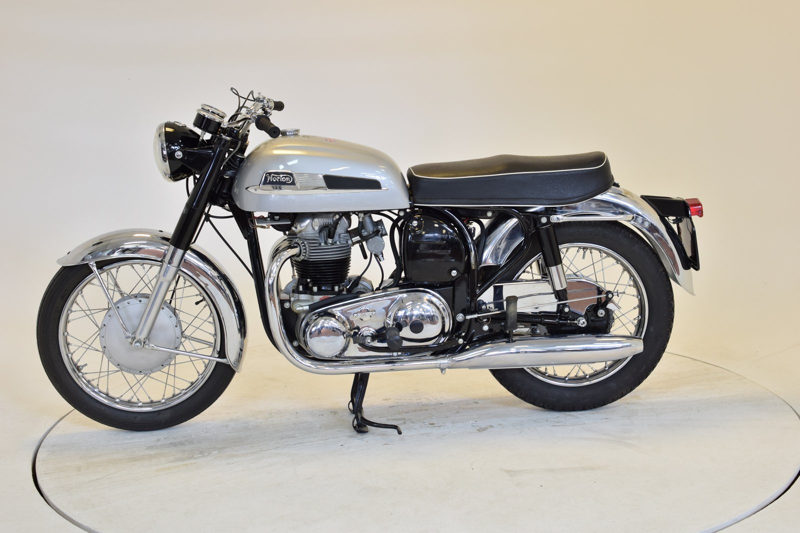 1965 ノートン アトラス