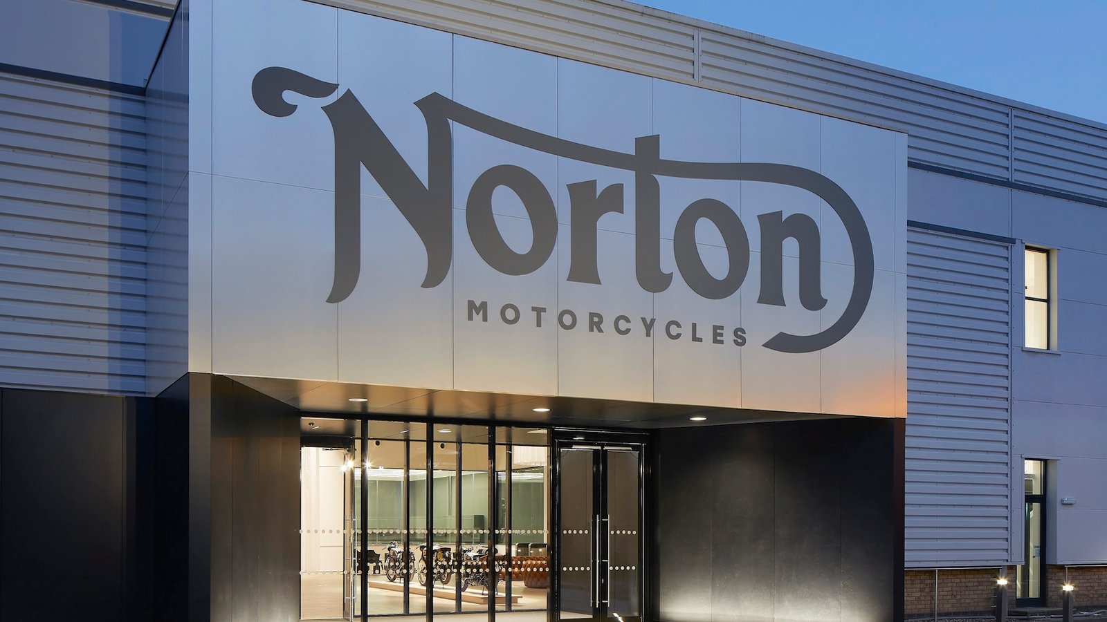 ノートン、次期モデルの名前を明らかに