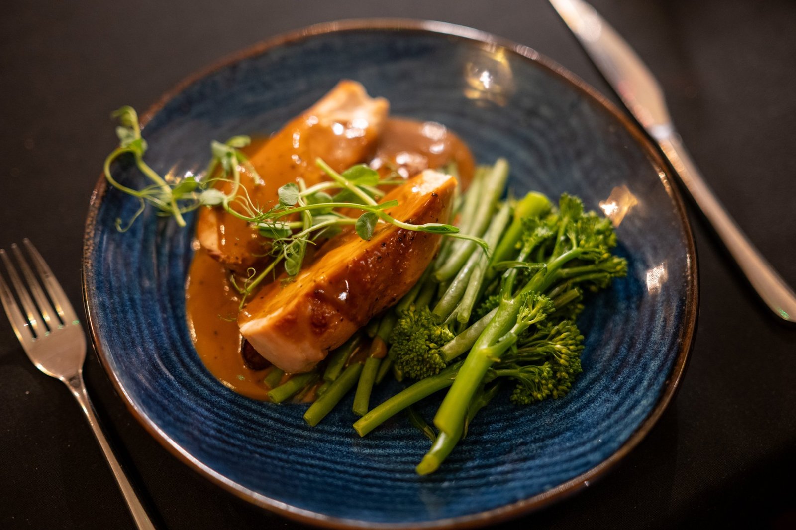 食事は素晴らしく、メニューが豊富です