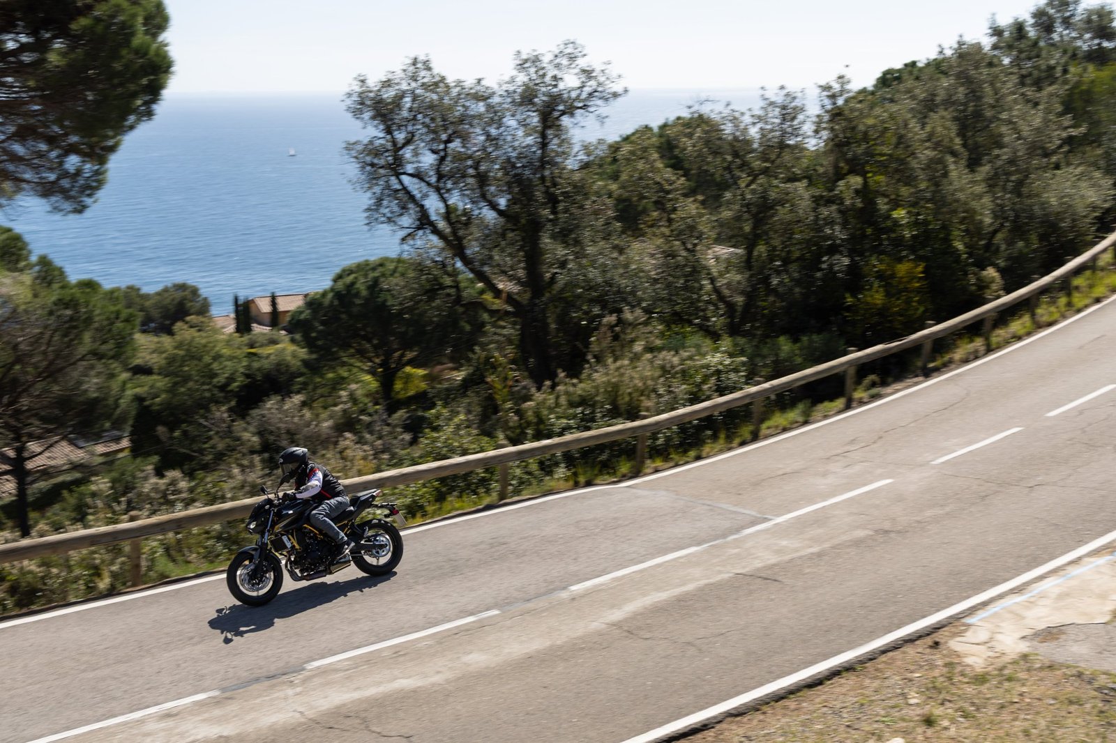 2026 Kawasaki Z650 S - 乗車