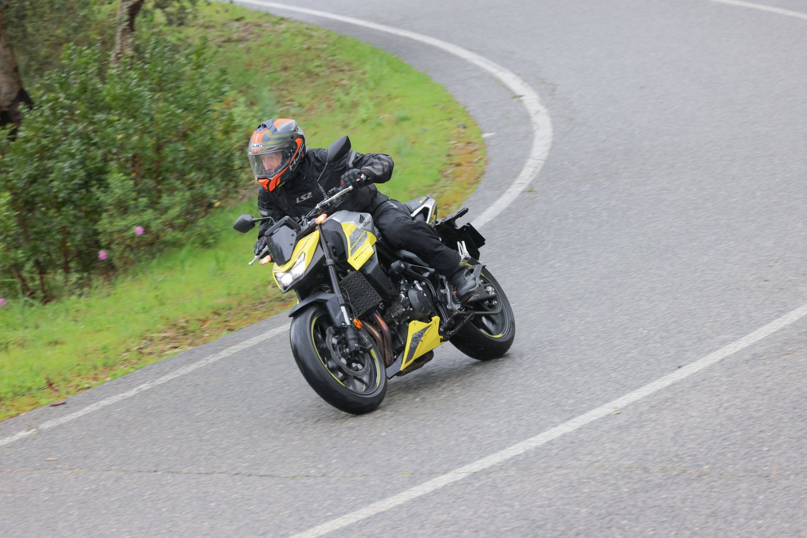 2026 ホンダ CB750 ホーネット E クラッチ