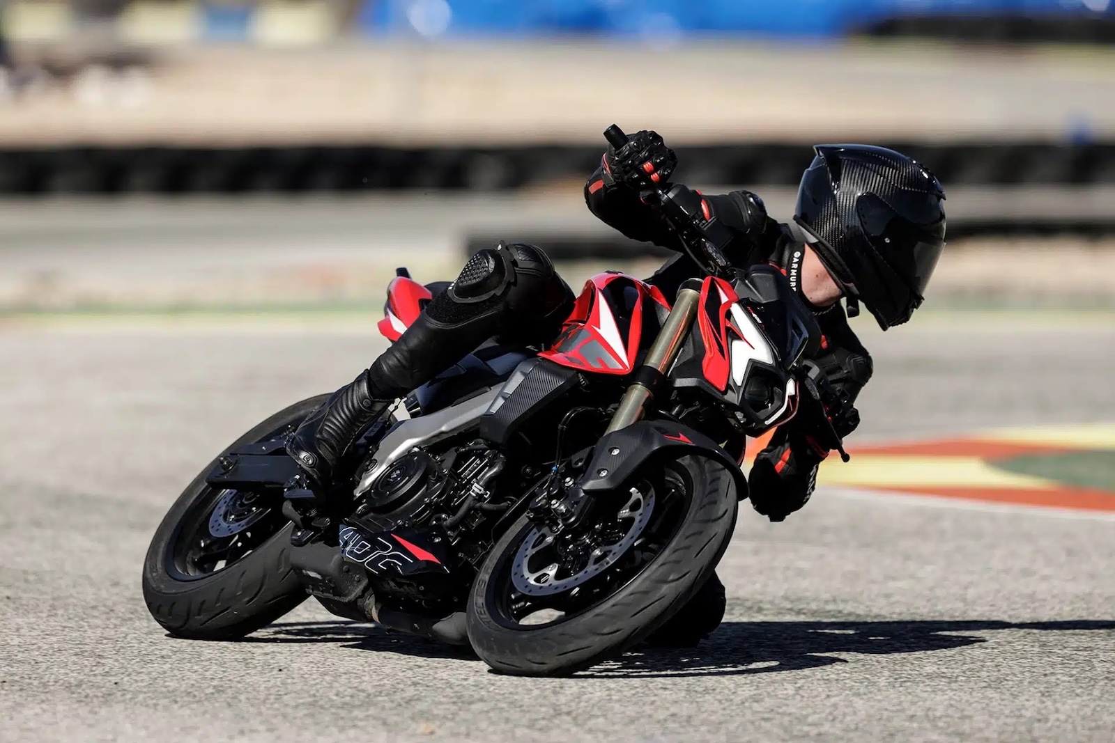 バジャージ パルサー NS 400