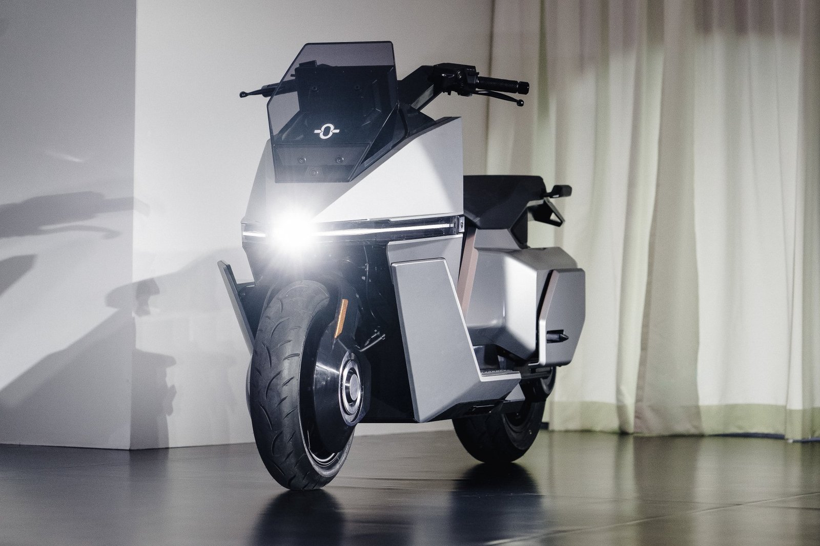 Omoway OMO-X セルフバランススクーター