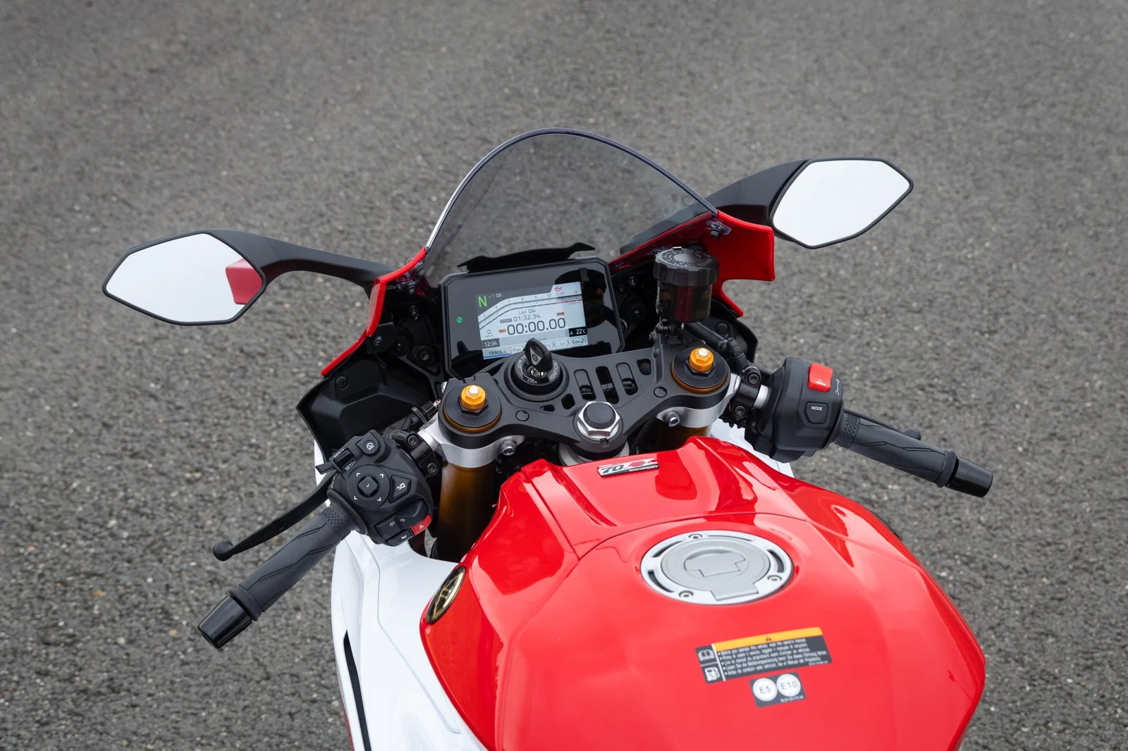 2026 ヤマハ R7 - 詳細