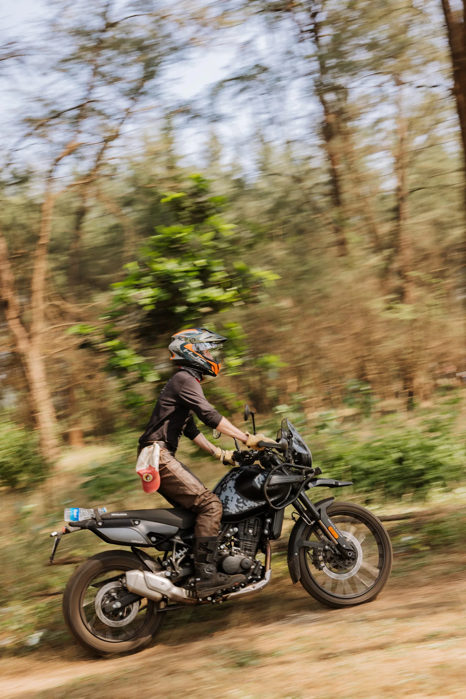 Sidi Taurus GTX ブーツを履いている