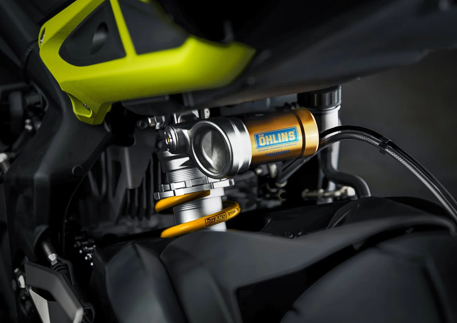 トライアンフ ストリート トリプル 765 Moto2 エディション - 詳細