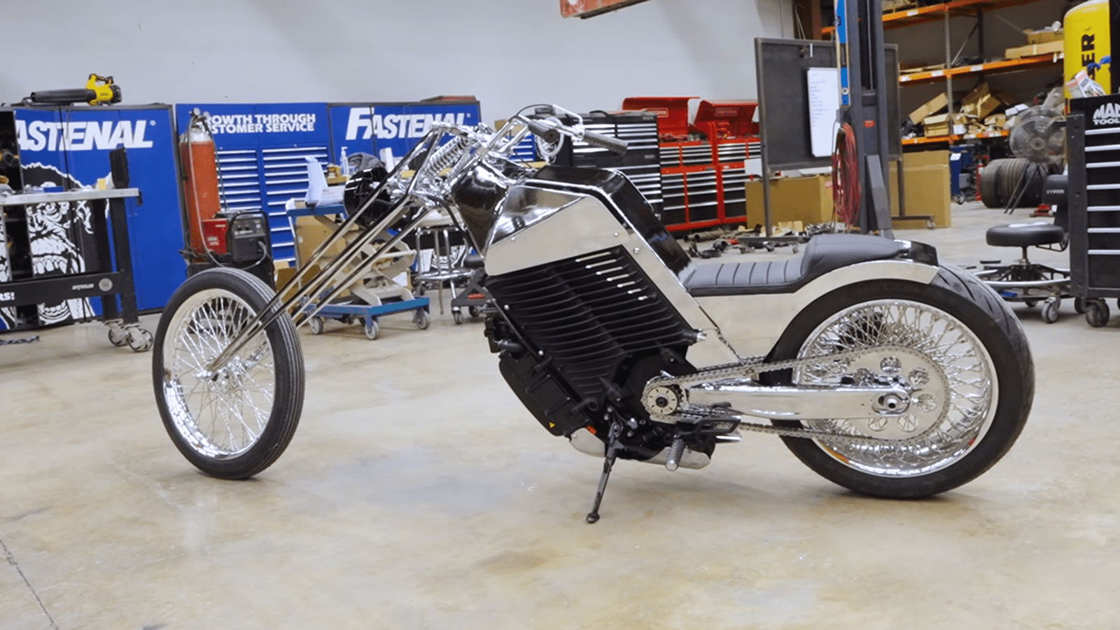 Gas Monkey Garage custom LiveWire Alpinista chopper. Credit: YouTube/Gas Monkey Garage.