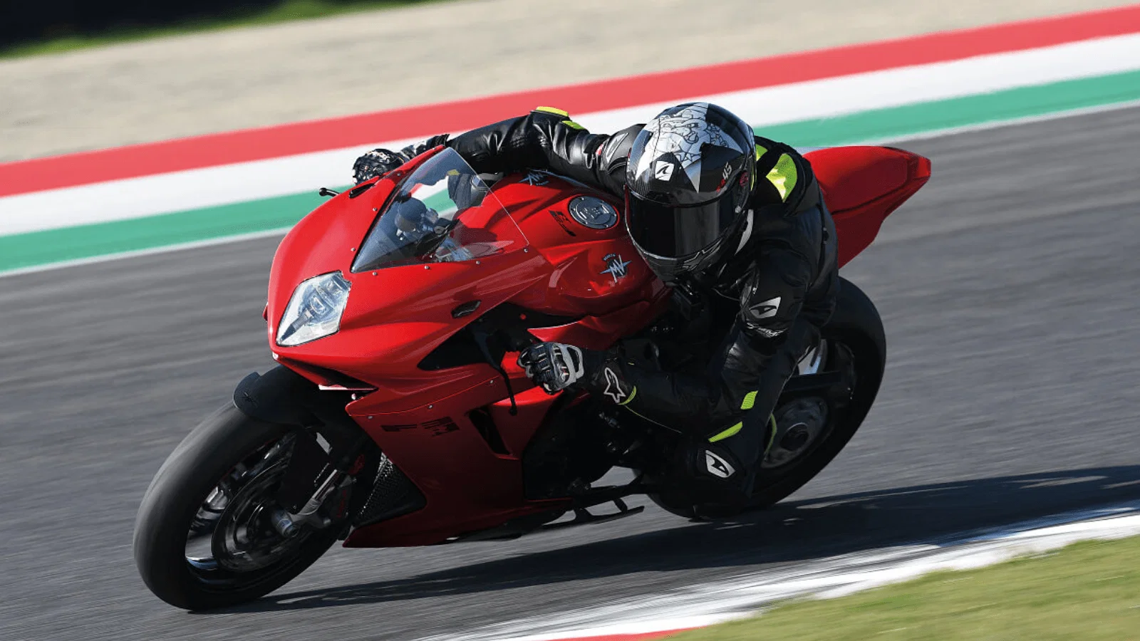 MV Agusta F3 R on track