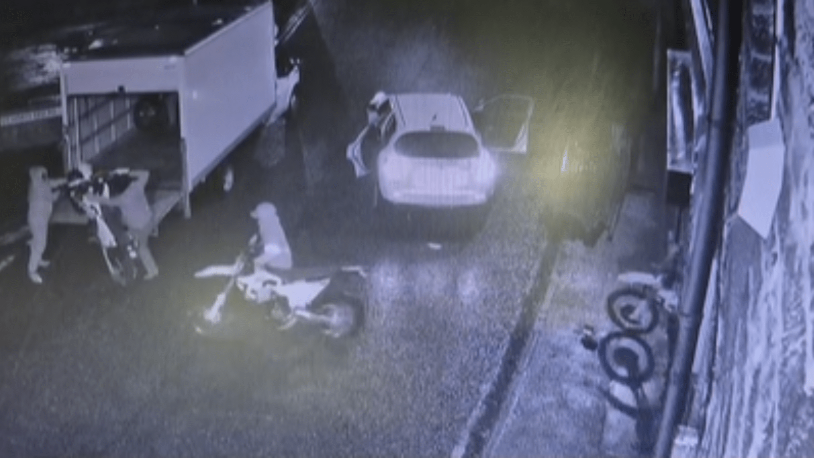 CCTV footage of thieves stealing Husqvarna motorcycles