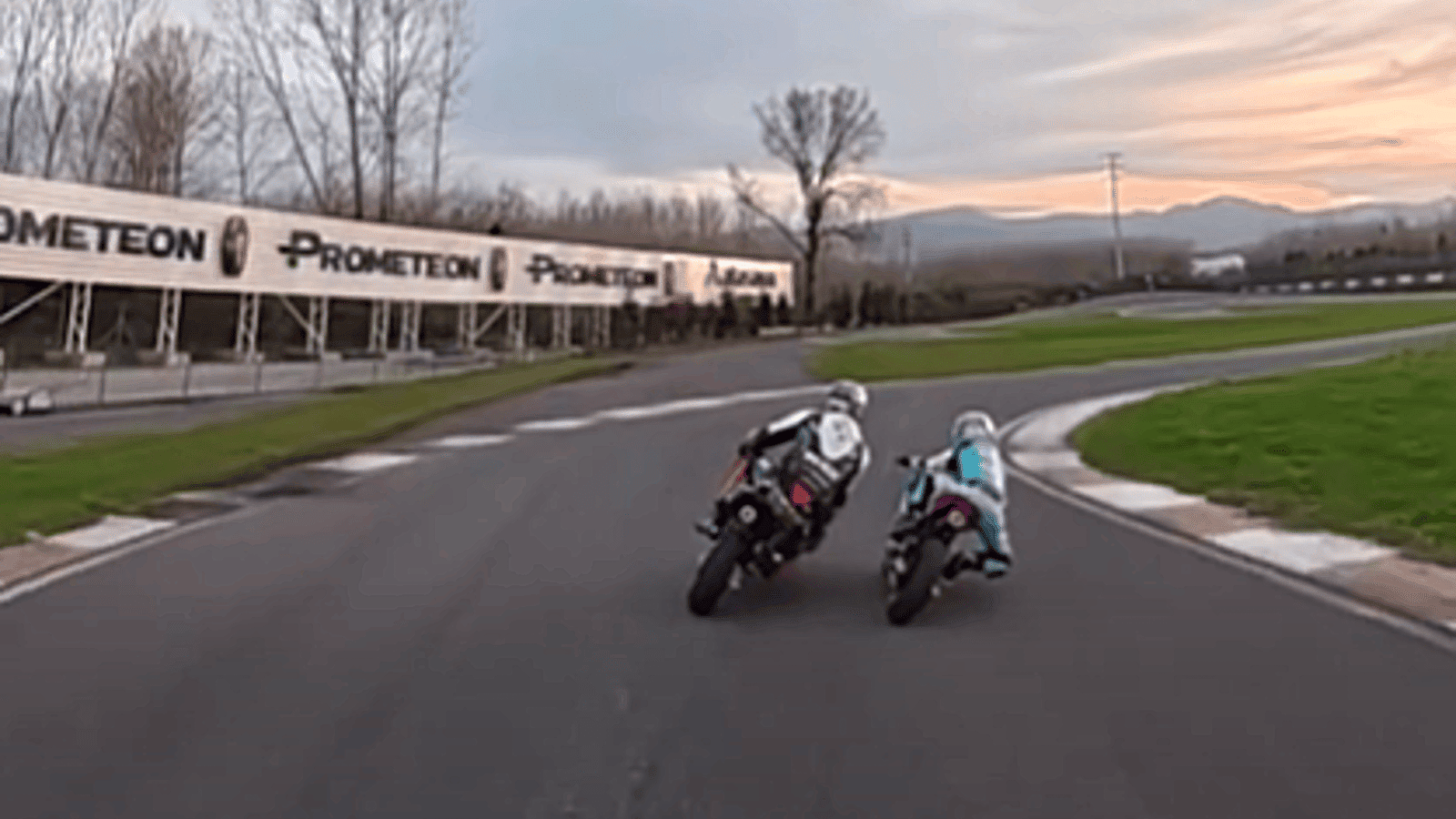 Toprak Razgatlioglu and Zayn Sofuoglu racing each other