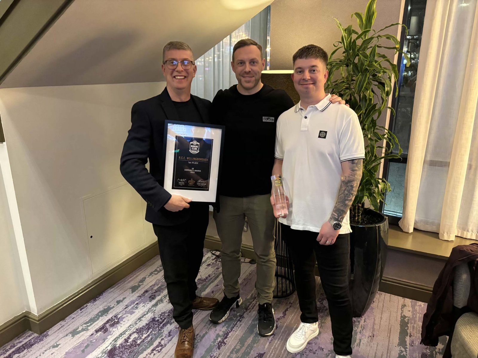 クーパーブモーターサイクルが受賞