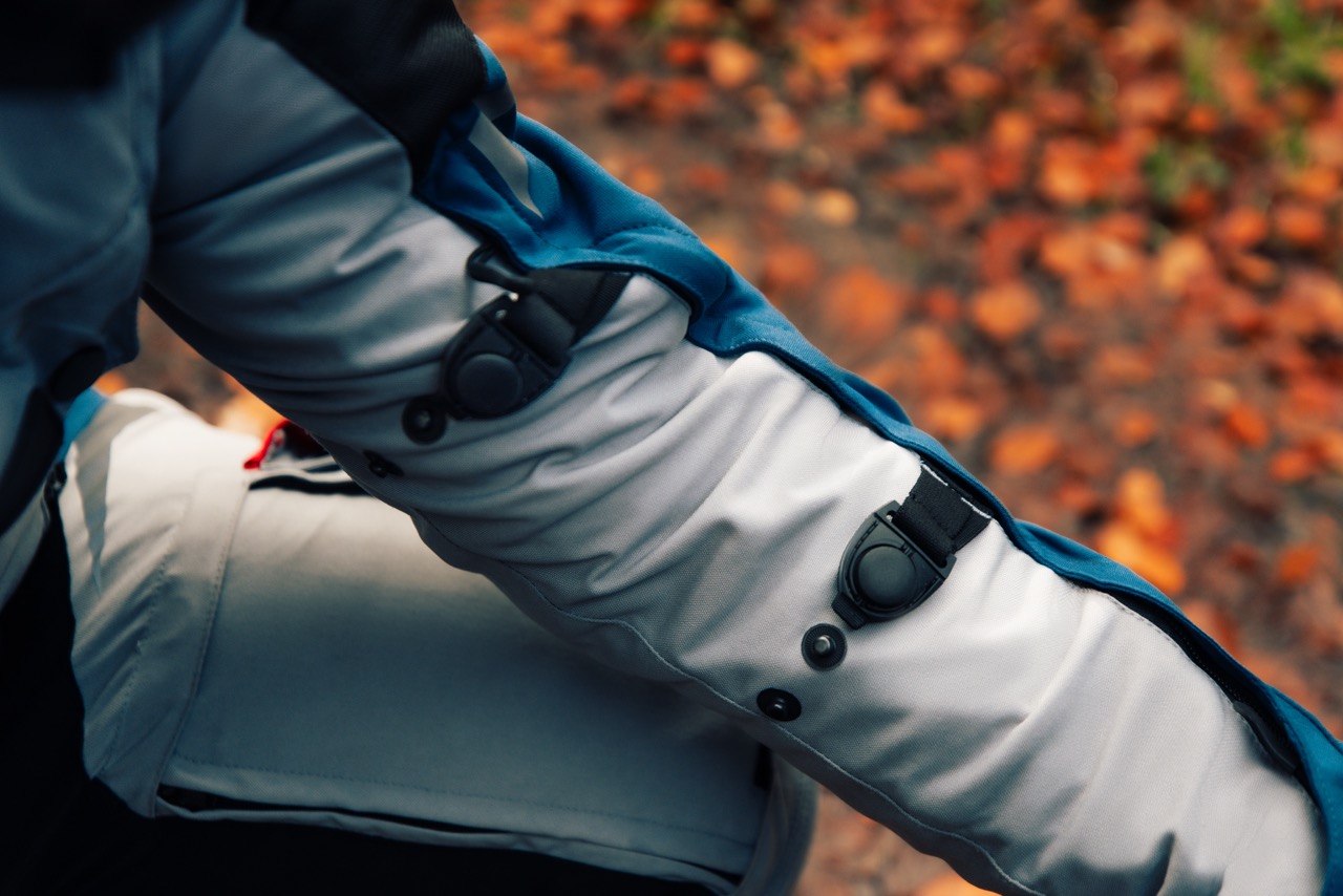 スパーダ ヴァンガード アドベンチャー ライディング スーツ