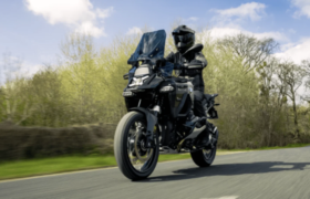 BMW R1300 GS Adventure ダークエディションが明らかに