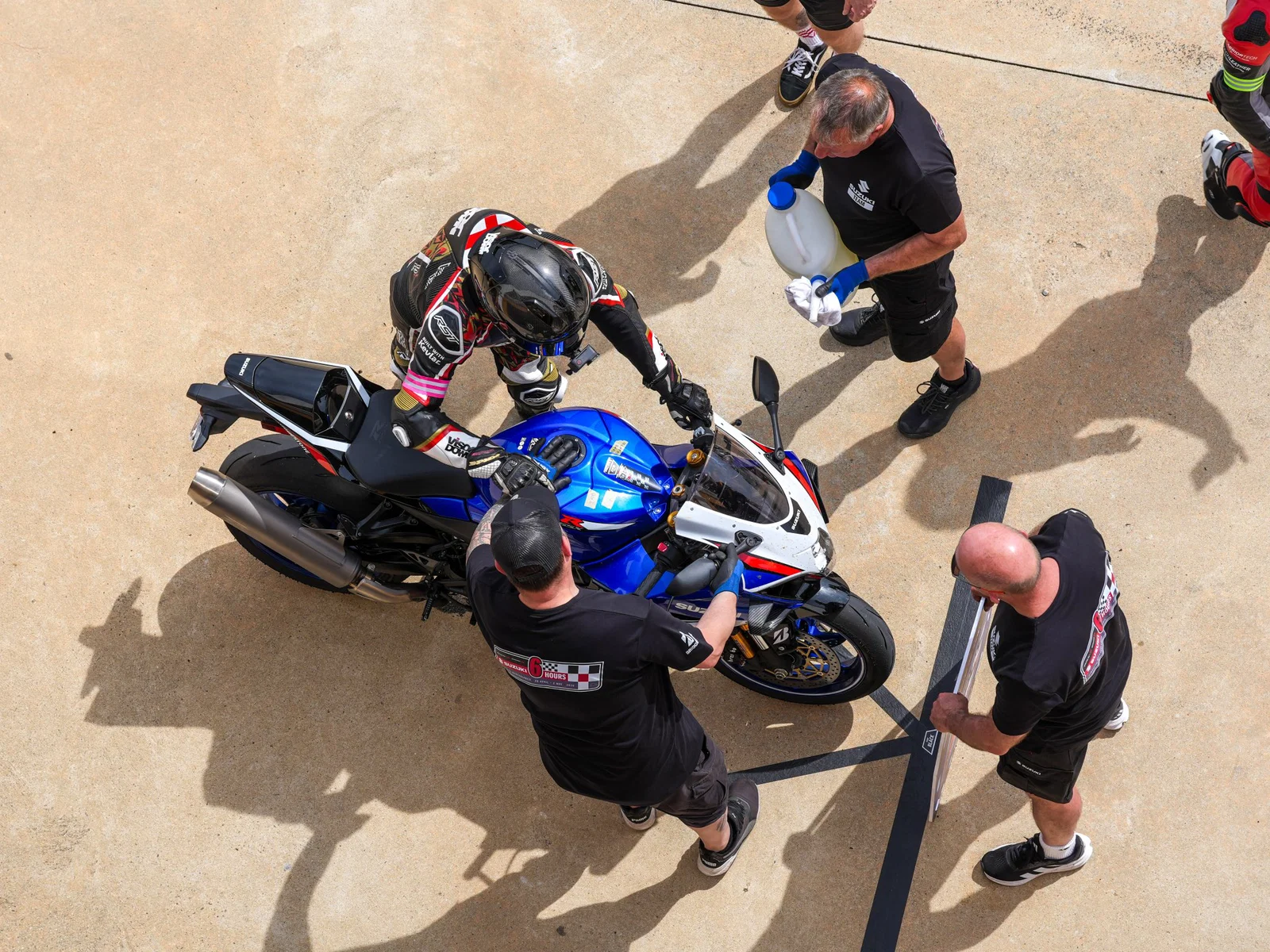 2026年スズキGSX-R1000R - ピットストップ