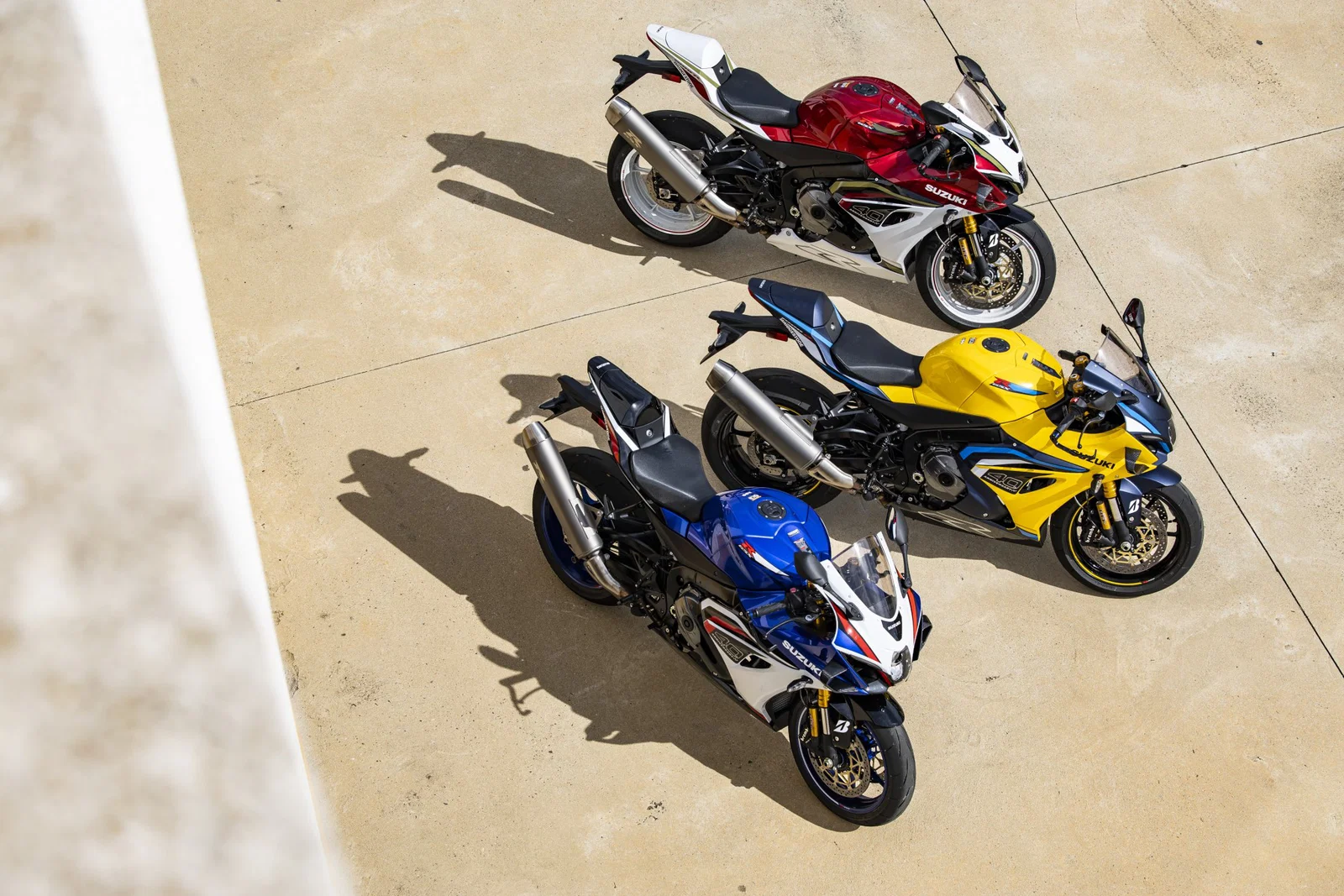 2026年スズキGSX-R1000R - 静的
