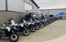 BMW Motorrad UK がドニントン パークで新たなプレミアム ライディング エクスペリエンスを発表