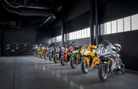 ドゥカティ、10台の限定版アニバーサリーバイクを備えたCollezione 100を発表