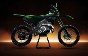 Kawasaki KX327モトクロッサーとKX327Xエンデューロ2ストロークが明らかに