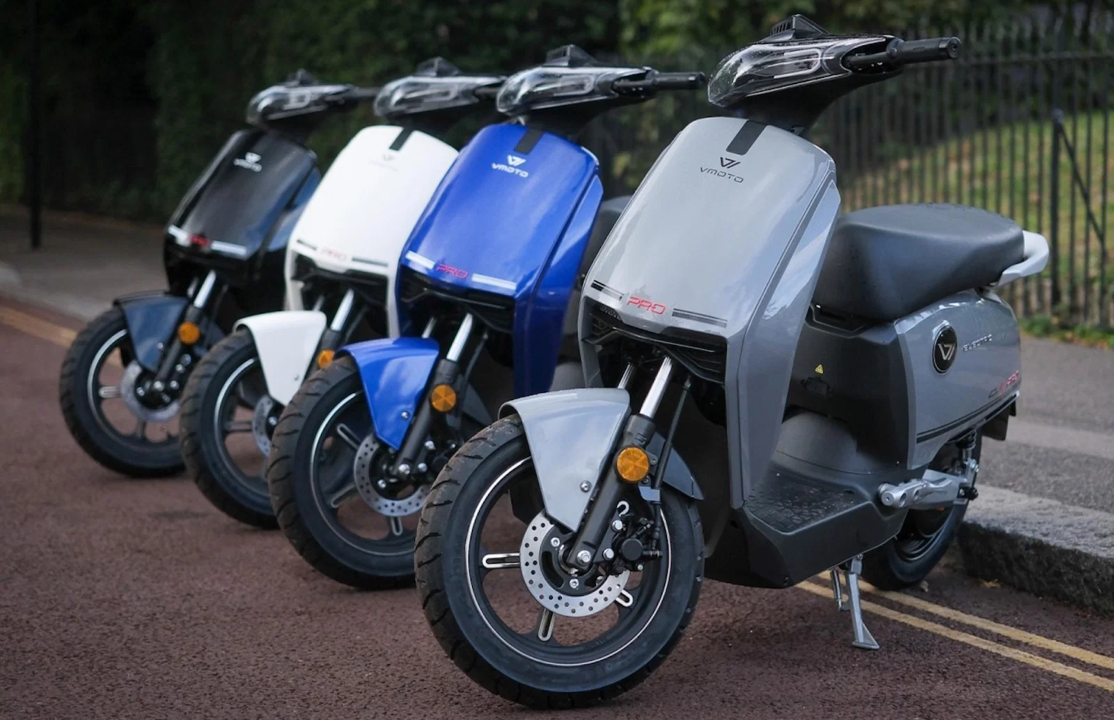 VMoto CUx は L1e です