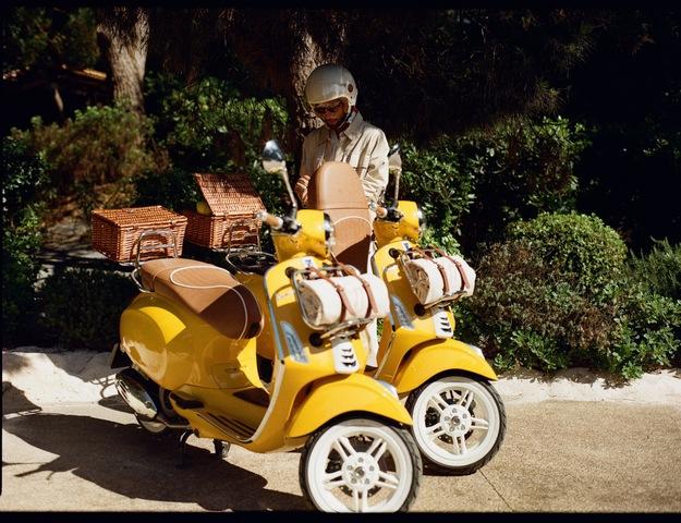 限定版 Vespa x Gigi スクーター。 