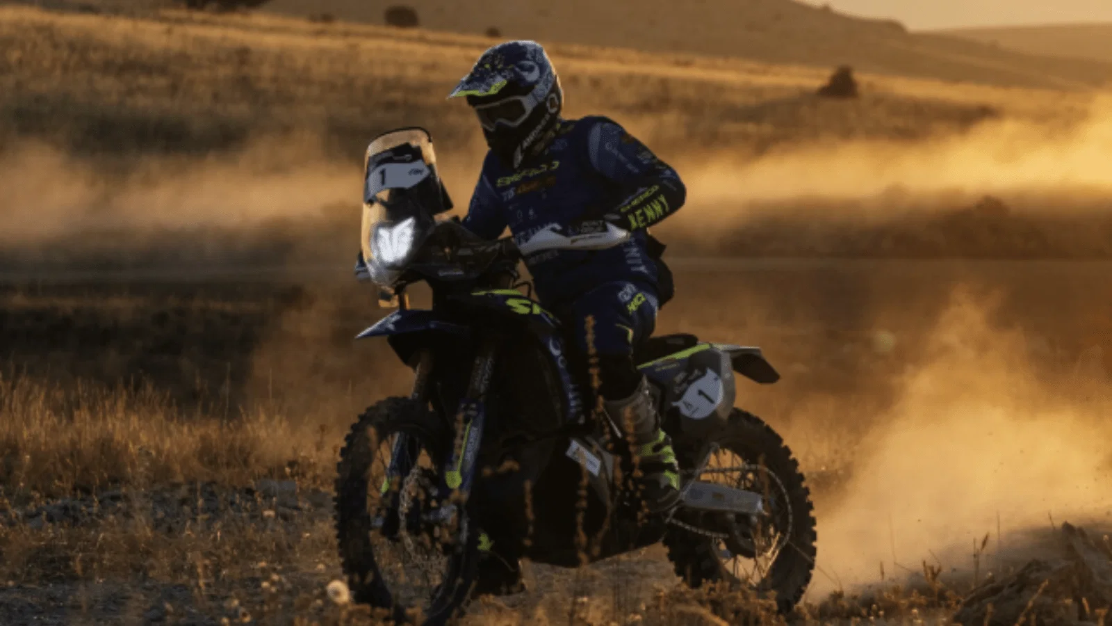 バハ・エスパーニャとアラゴンのバイクラリー。クレジット: バハ スペイン。
