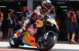 MotoGP、2027年のレース週末フォーマットに対するライダーの批判に対処