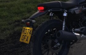 DVLA、「ナンバープレートの表示」に影響を与える可能性のあるナンバープレート規則の変更を検討中