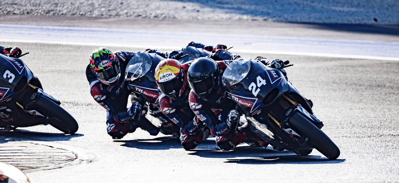 TVS Apache RR 310 がミサノで軌道に乗る