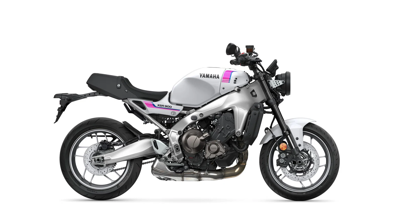 ネオンホワイトXSR900の静止画。