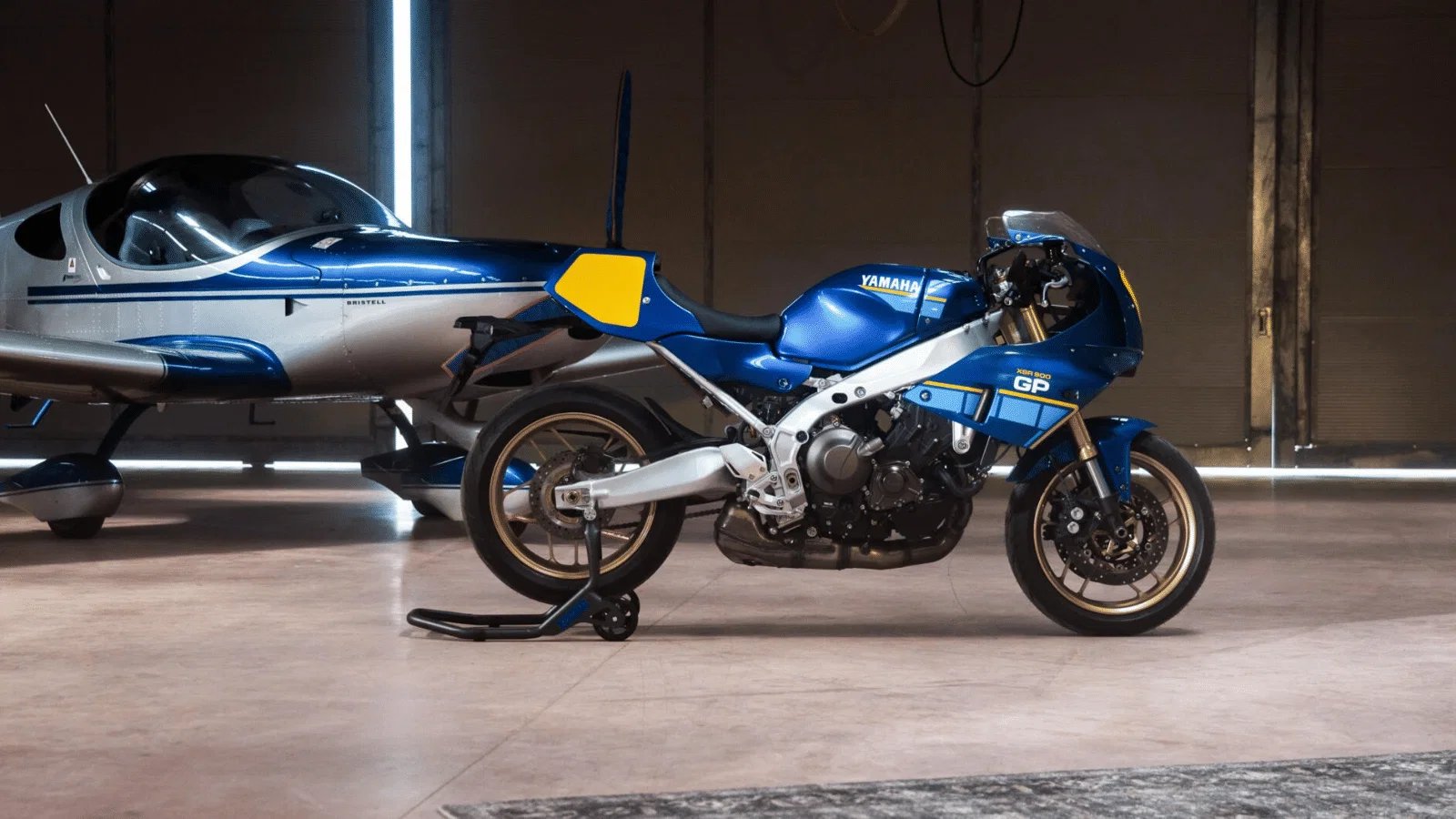 2027 ヤマハ XSR900 GP。